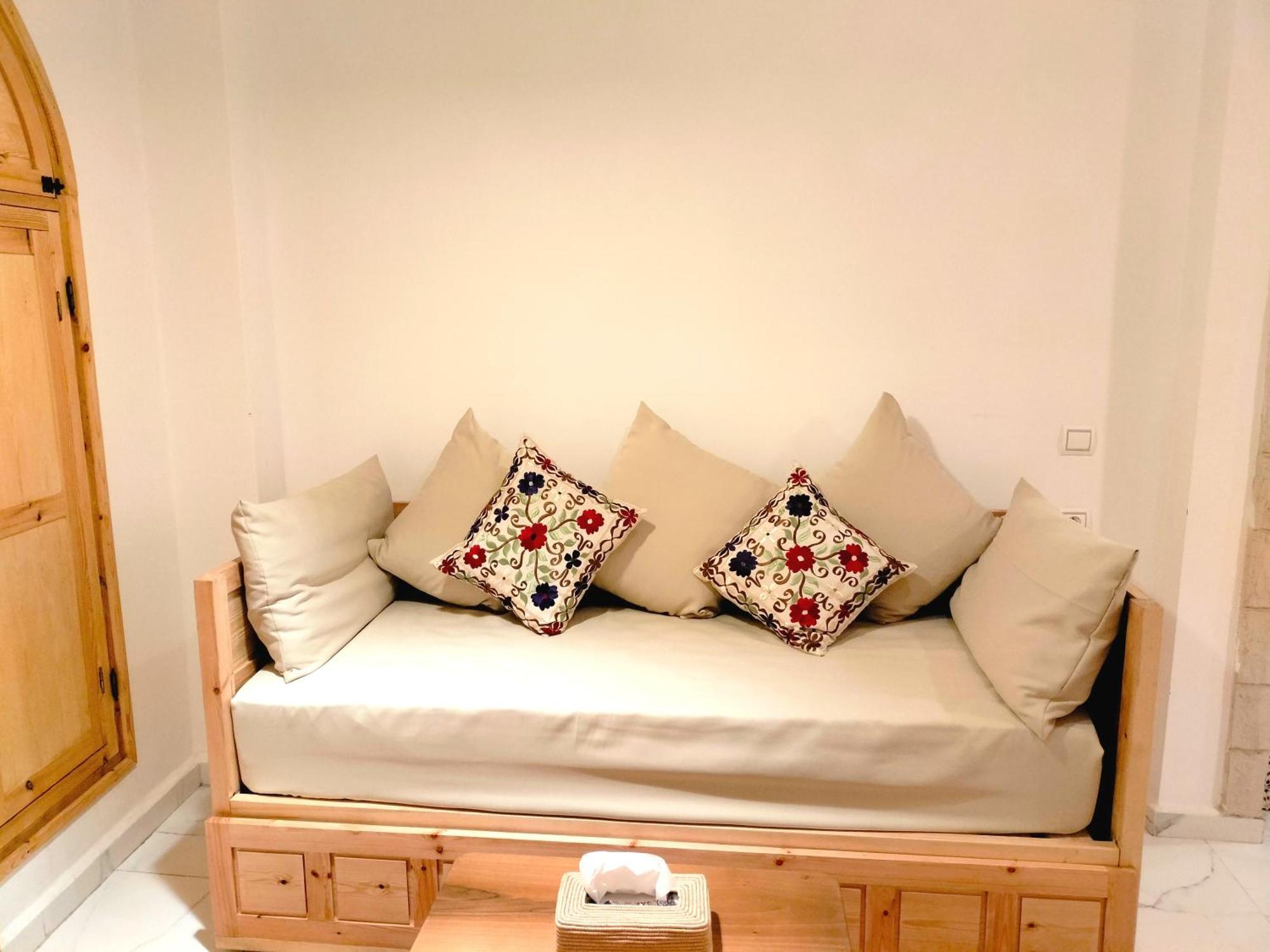 Riad Al Manara Εσαουίρα Εξωτερικό φωτογραφία